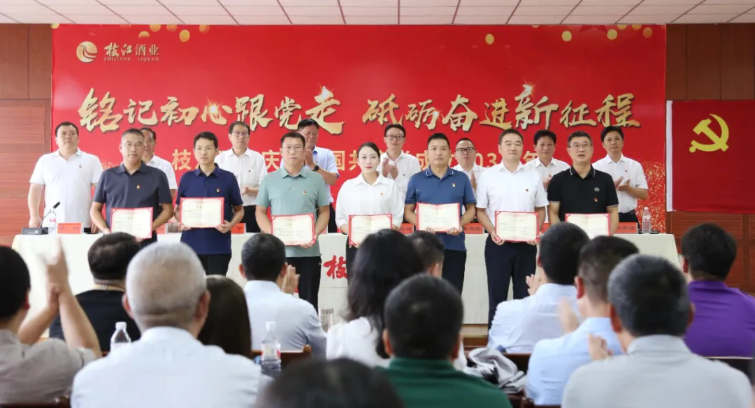 640 (1).webp (9).png 640 (1).webp (9).png