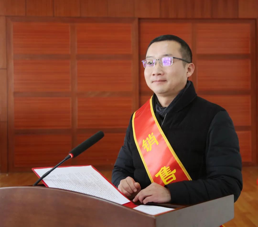 640 (2).webp (2).png 640 (2).webp (2).png