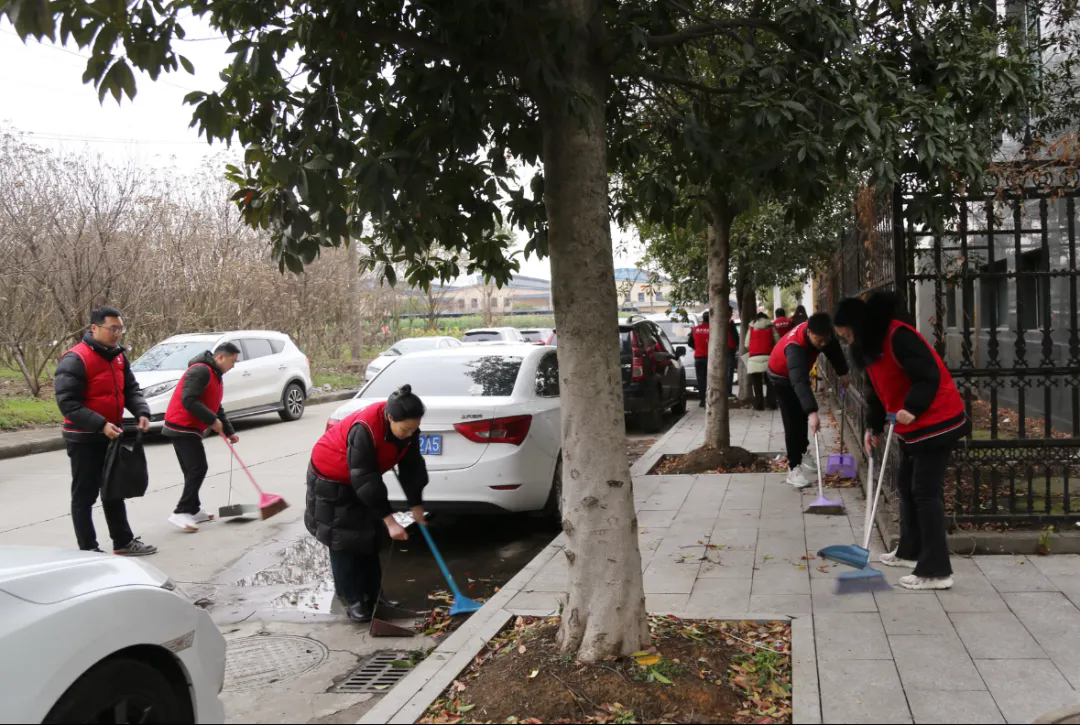 640 (1).webp (10).png 640 (1).webp (10).png